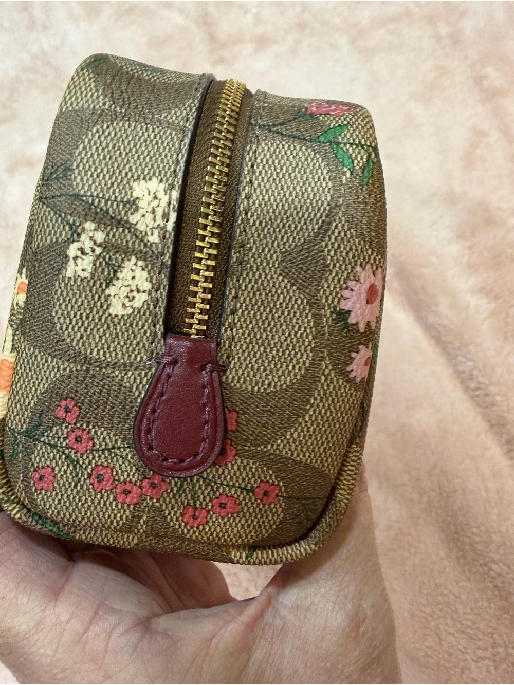 COACH Brown Signature Wildflower Boxy Floral Makeup Cosmetic Pouch - Picture 4 of 11